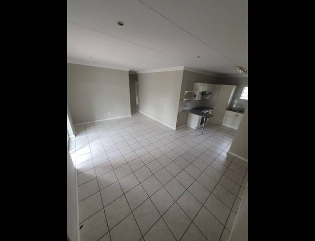 2 BEDROOM TOWNHOUSE FOR SALE IN NINAPARK